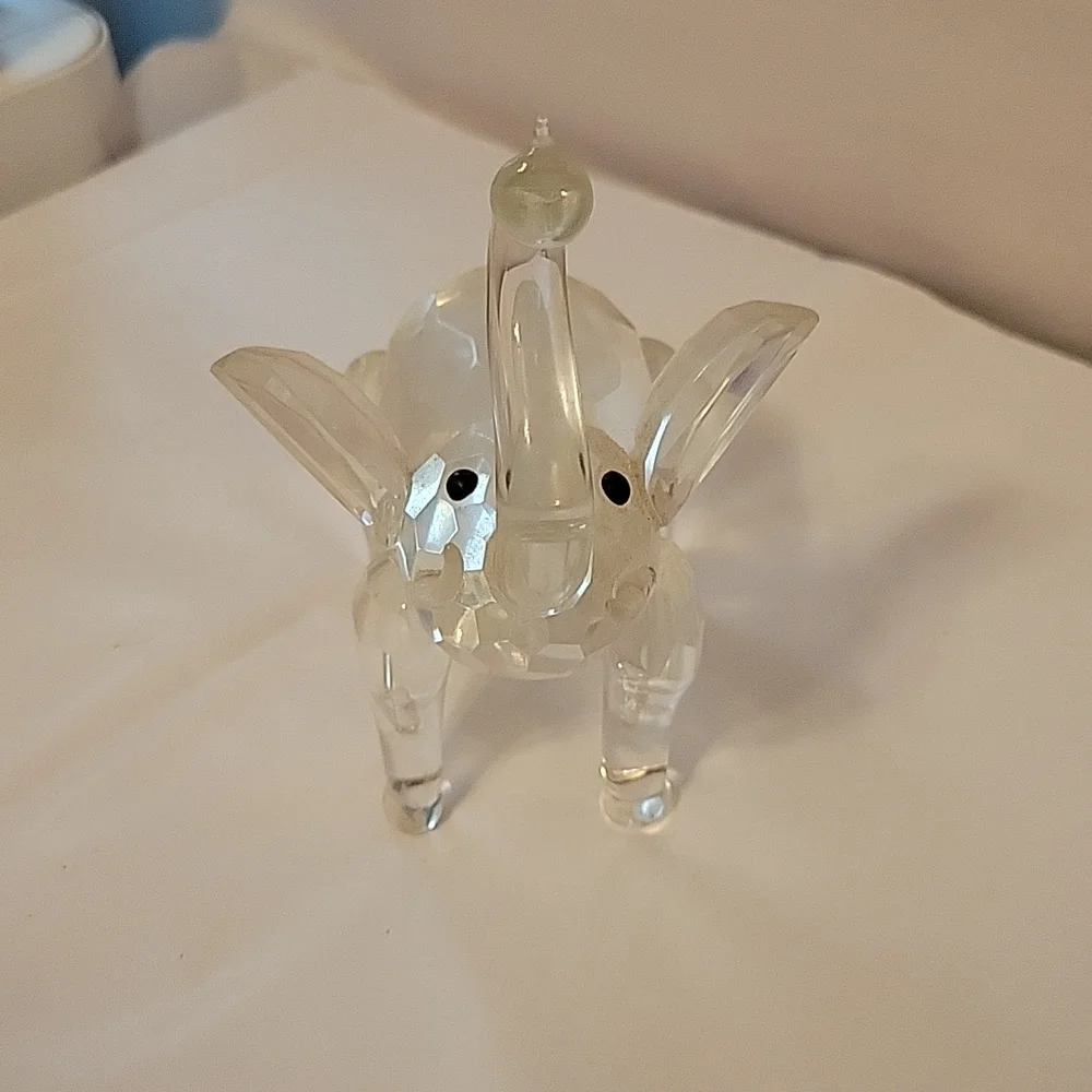 Shannon Crystal Elephant